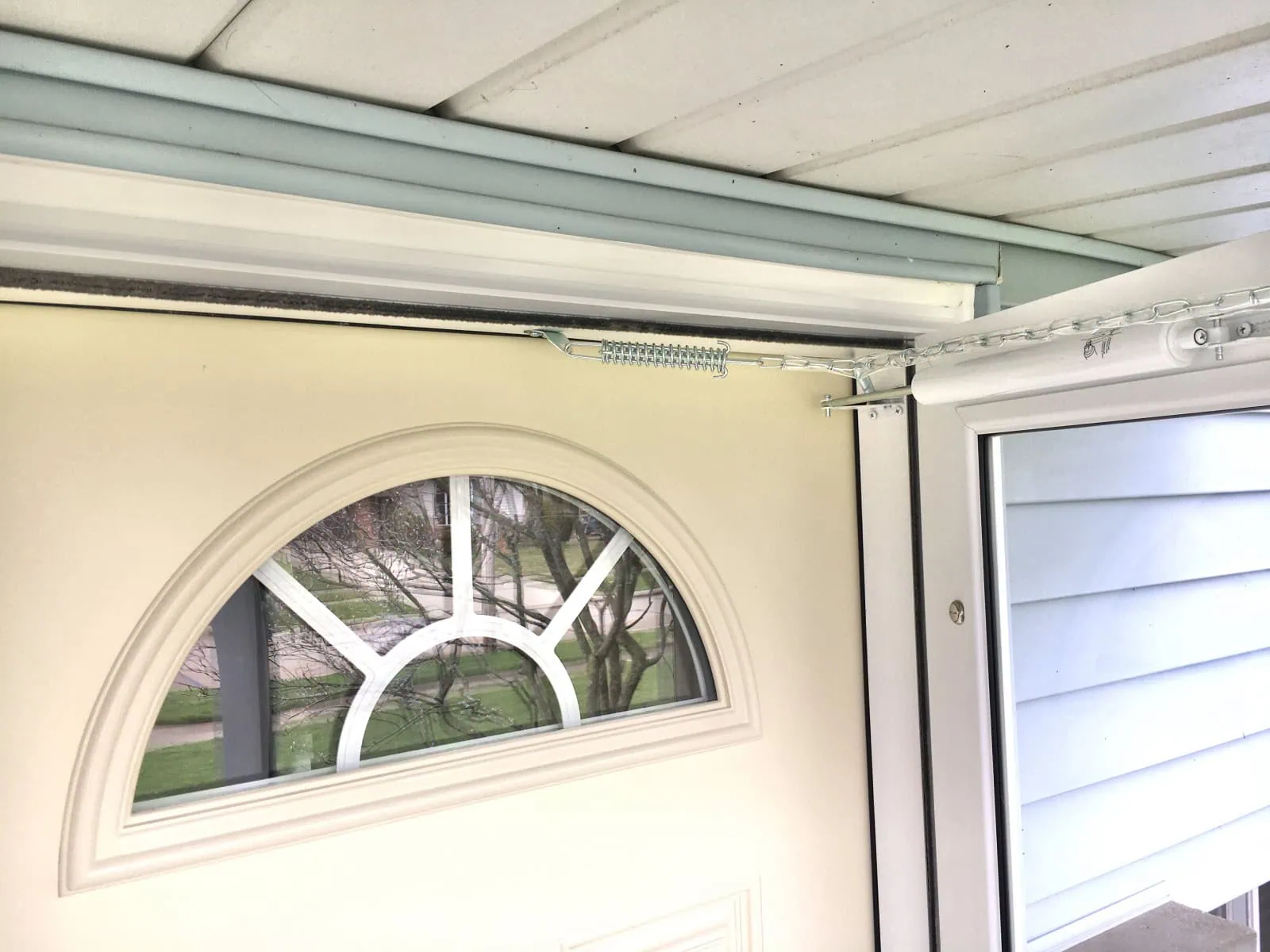 Door installation in Cleveland OH with clean and fast service