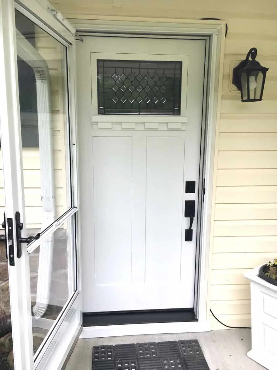 Front window replacement in Cleveland OH with clean installation